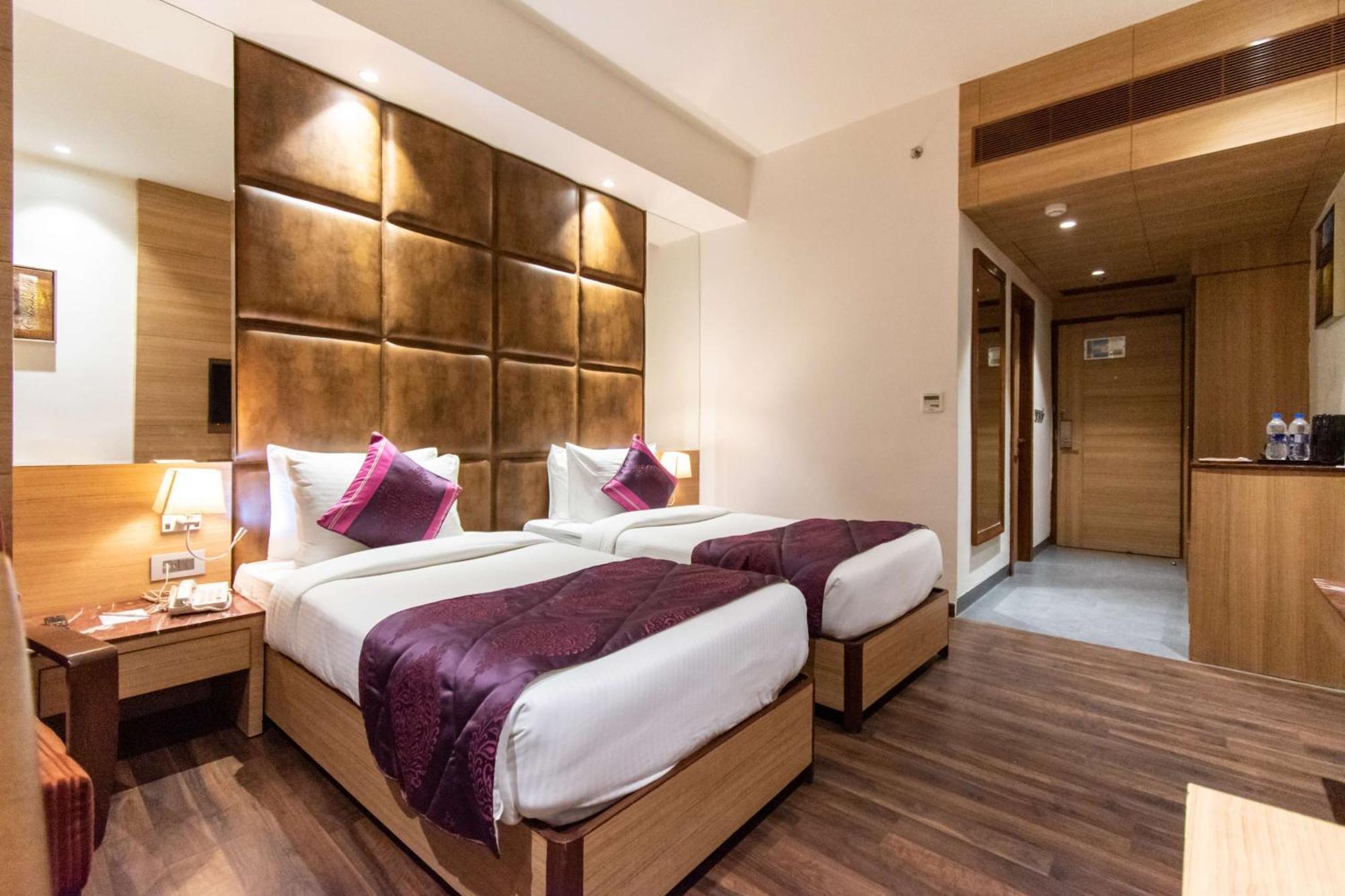 Best Western La Vista Pathānkot Esterno foto