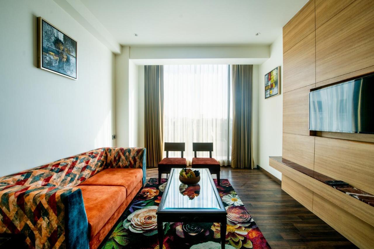 Best Western La Vista Pathānkot Esterno foto